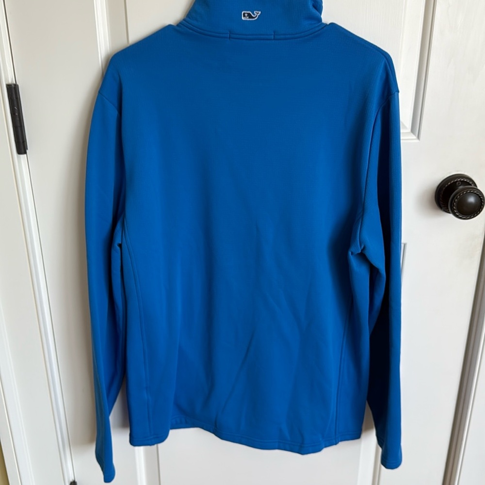 Vineyard Vines Quarter Zip with Soft Lining- Size Medium - Picture 4 of 8